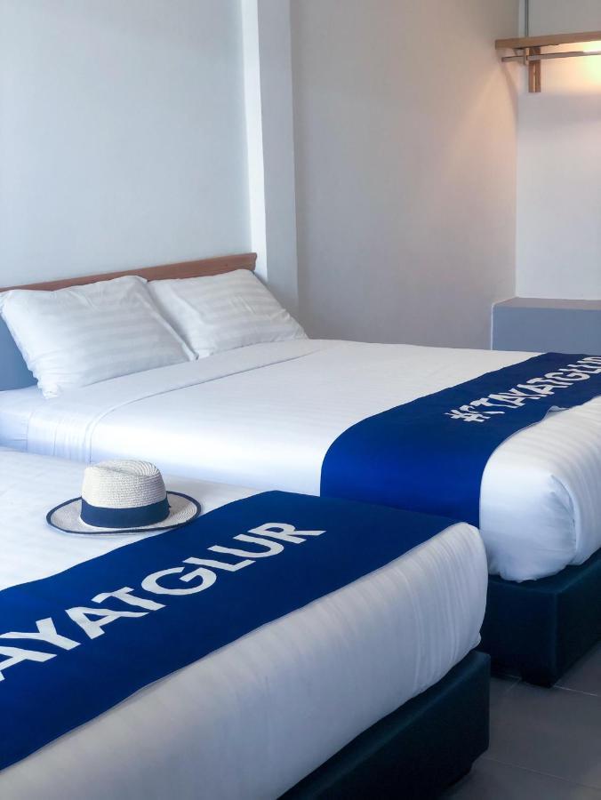Glur Phuket Patong Beach Екстер'єр фото
