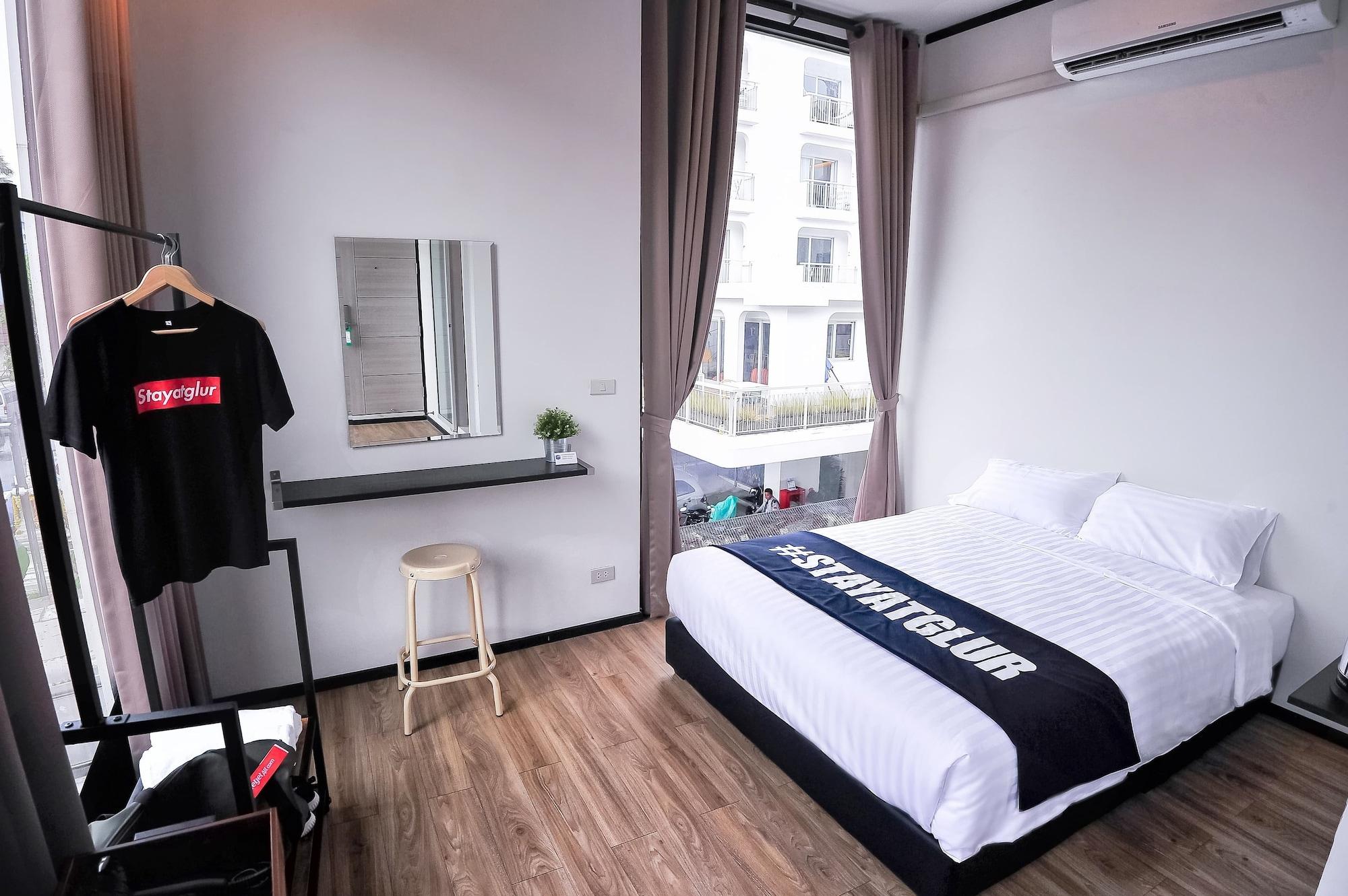 Glur Phuket Patong Beach Екстер'єр фото