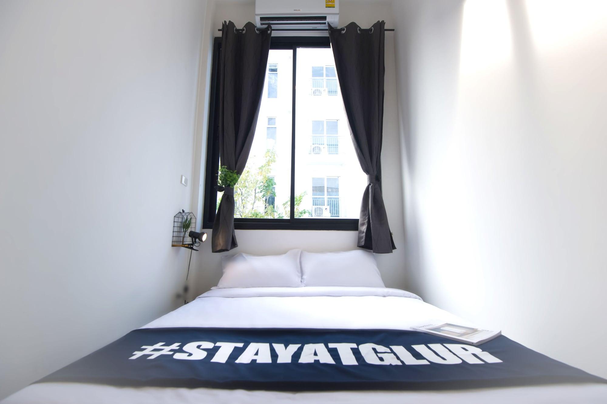 Glur Phuket Patong Beach Екстер'єр фото